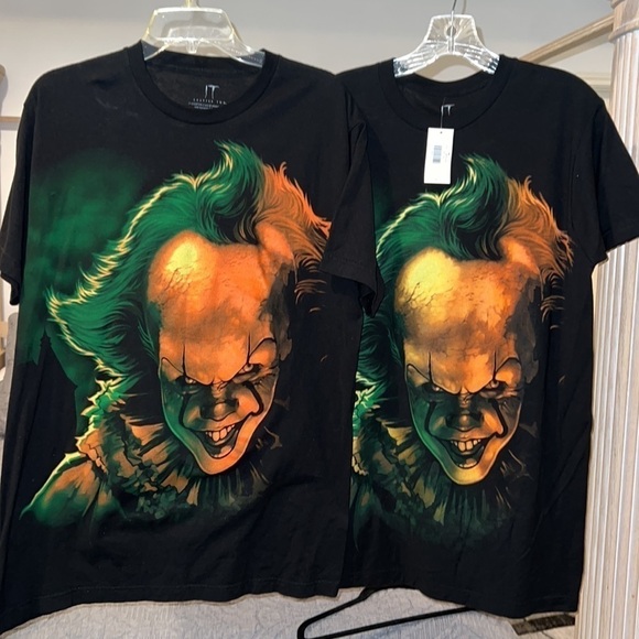 Spirit Halloween IT Black Shirts With Clown Graphic Bundle Size Medium & Large - Picture 1 of 10